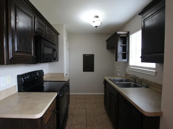 Coming Soon! Mission Ranch- 2 Bedroom Duplex for Rent in Lindale!, 16986 Loring Ln, Lindale, TX 75771