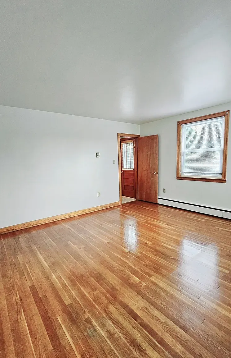 2 bed, 925 sqft, $1,225 — Photo 4