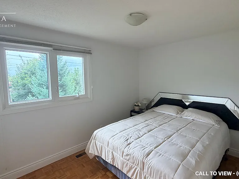 98 Canter Blvd — Photo 11