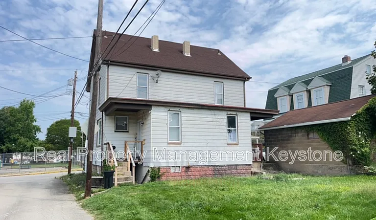 108-110 Rankin St #108 — Photo 2