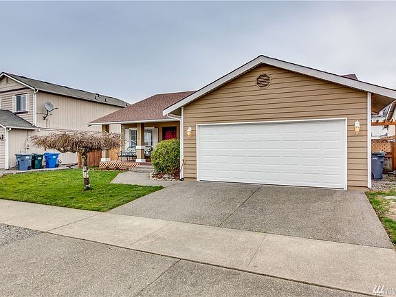 4th image of 17319 25th Avenue Ct E