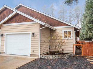 321 N Maple Ln, Sisters, OR 97759