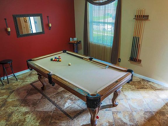 2nd image of 1209 Wisdom Dr