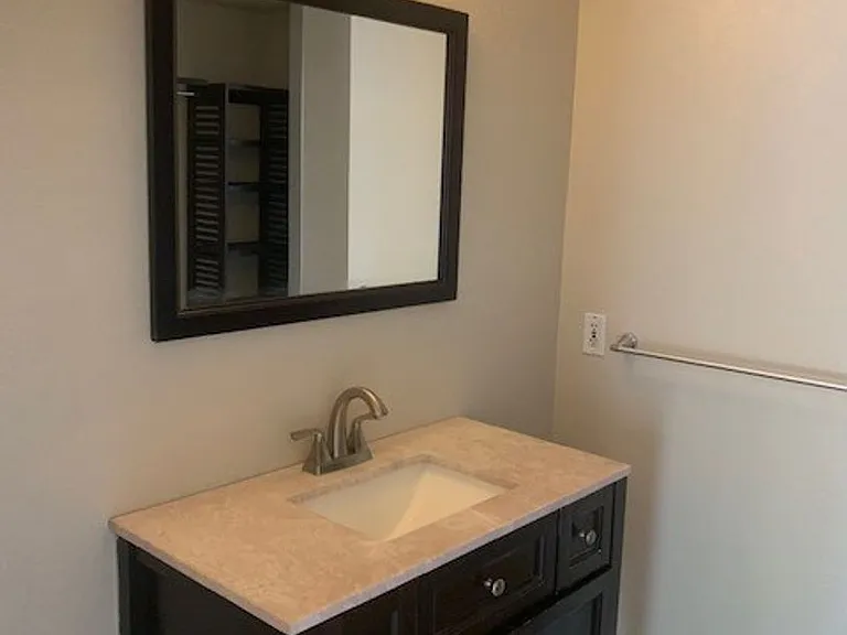 15300 Venetian Way — Photo 10