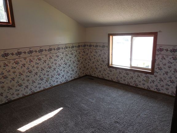 5th image of 606 N Alleghany St
