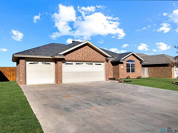 3rd image of 3921 Mariah Dr