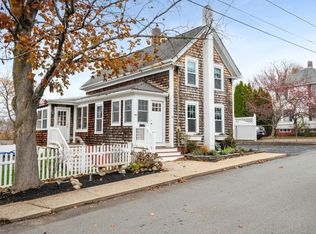 18 E Greenwood St, Amesbury, MA 01913