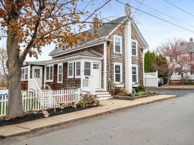 18 E Greenwood St, Amesbury, MA, 01913