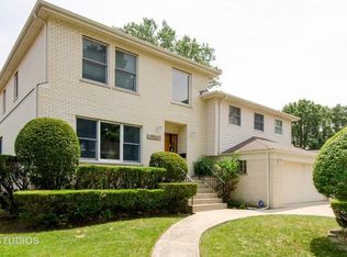 9033 Kildare Ave, Skokie, IL 60076
