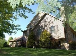4365 Tomahawk Ln, Vermilion, OH 44089