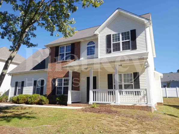 5818 Andrew Ward Ave, Charlotte, NC 28216