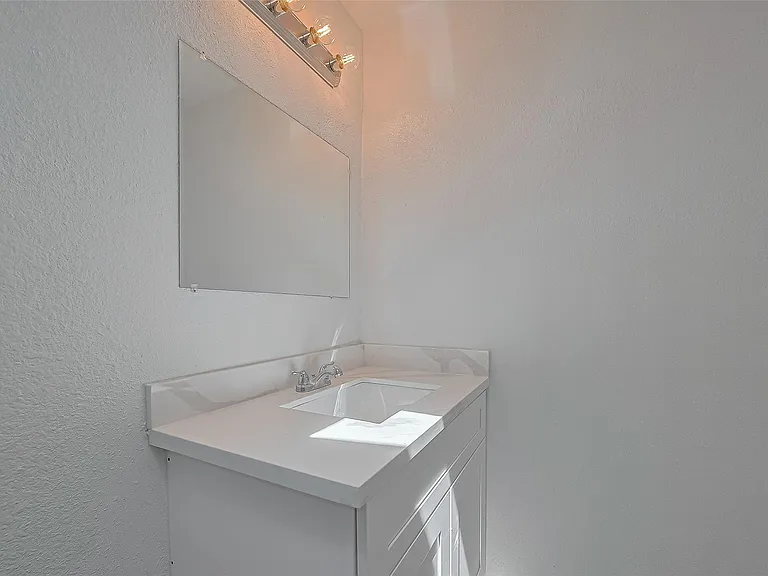6219 Canada Dr — Photo 27
