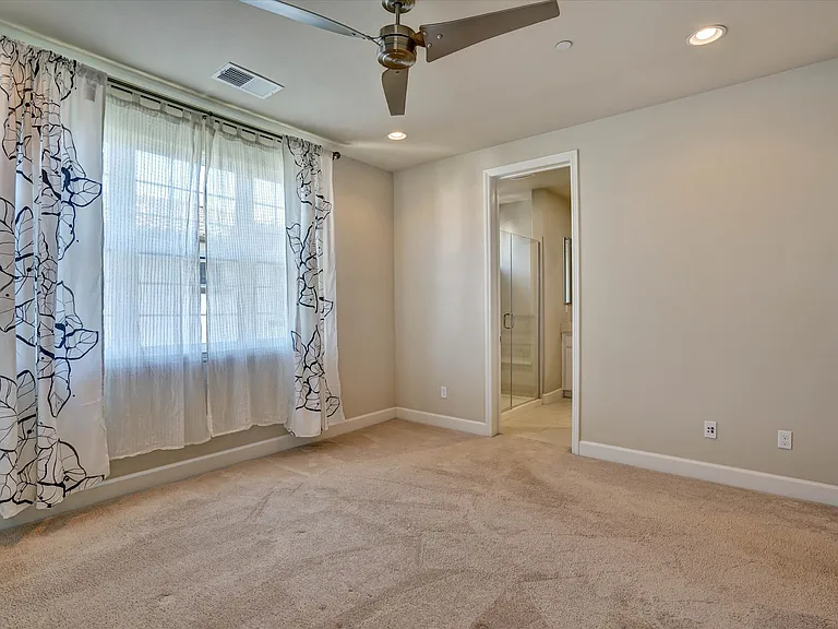 1991 Barcenilla Ln — Photo 34