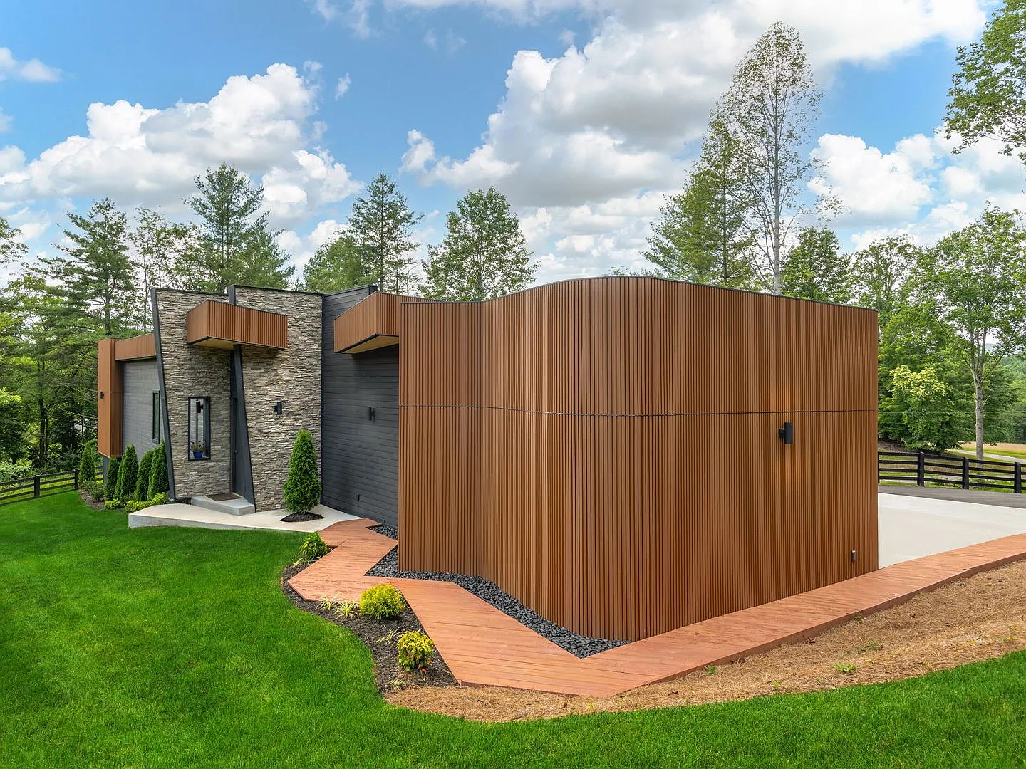New Home - Modern Luxury in Mills River — Photo 1