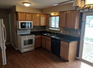 6639 Ardsley Ct, Canton, MI 48187