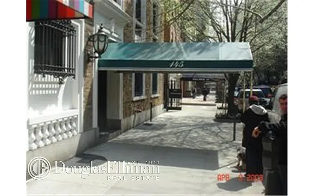 Rented by Douglas Elliman | media 16