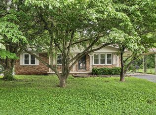 412 Colonial Ter, Hopkinsville, KY 42240