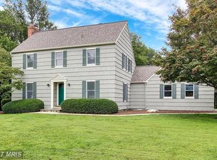 12554 Indian Hill Dr, Sykesville, MD 21784