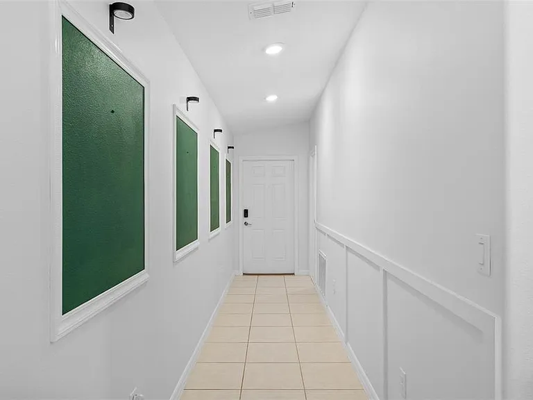 5554 Blue Azure Dr — Photo 12