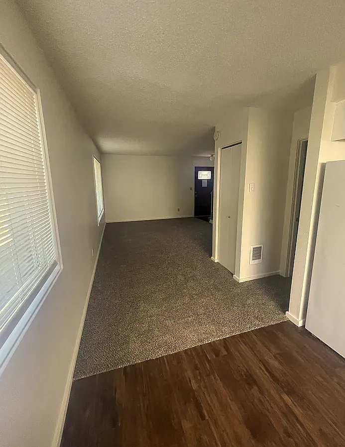 Building Photo - 935 16th Ave #1
