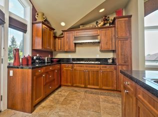 2202A 11th Ave W, Seattle, WA 98119