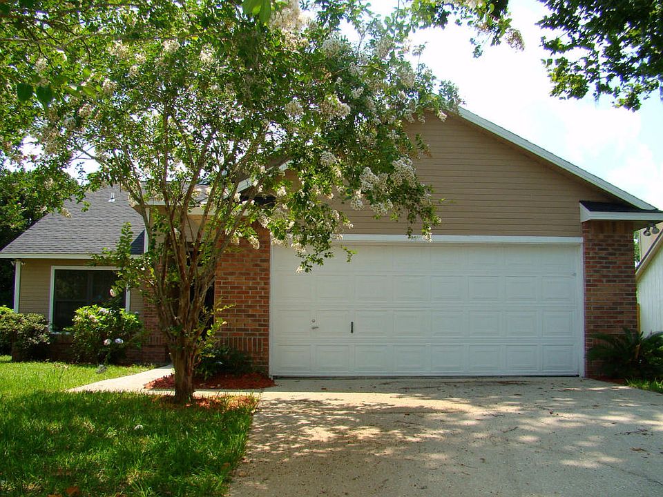 1st image of 1573 Mountain Lake Dr E