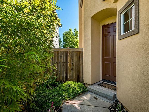 4th image of 1920 Letterkenny Dr