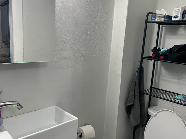 722 E 6th St Unit 1, Boston, MA 02127