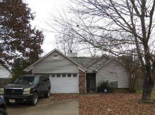 1003 Latigo Trl, Jacksonville, AR 72076