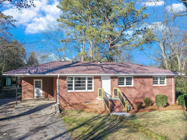 92 Bowers St, Royston, GA 30662