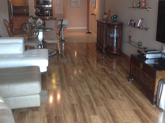 5th image of 851 Bayway Blvd APT 704