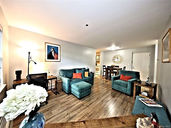2nd image of 400 Mount Pleasant Ave