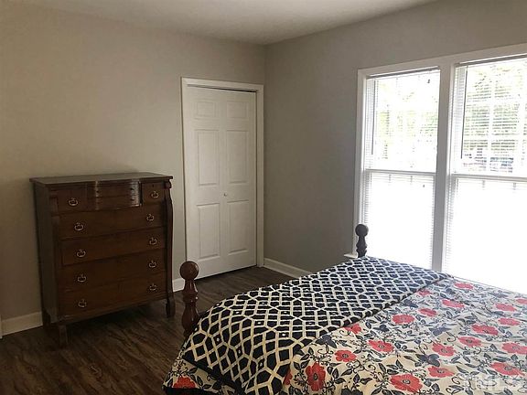 5th image of 704 Hite St APT 4