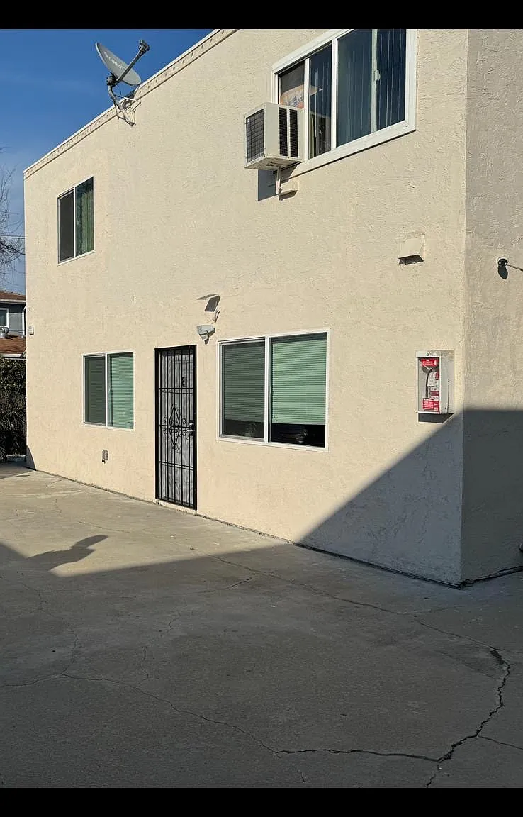 16431 S Saint Andrews Place - E — Photo 2