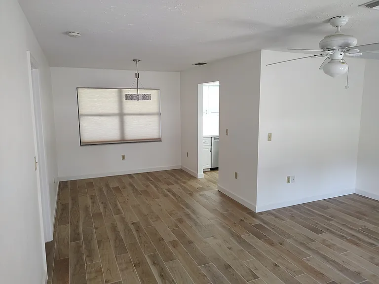 5844 Countrywood Dr — Photo 9