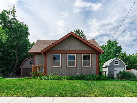 2nd image of 613 River Ln