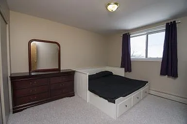 1035 Powers St — Photo 14