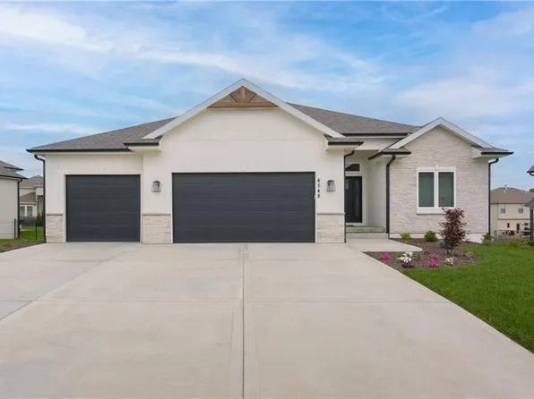 4548 NE Seneca Ter, Lees Summit, MO 64064