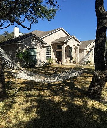 2nd image of 217 Southwood Oaks Dr