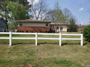 104 Pine St, Scottsboro, AL 35768
