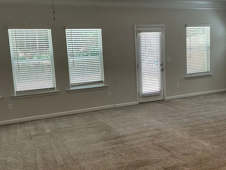 1256 Towne Square Ct — Photo 19
