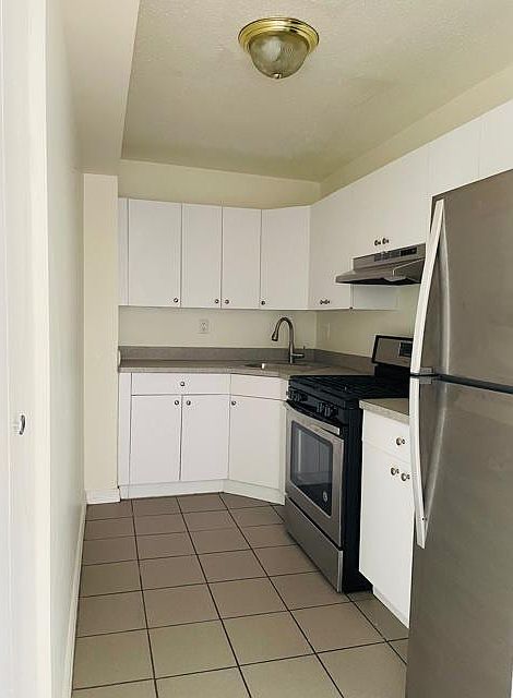 1st image of 44 E Sidney Ave #14E