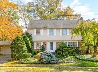 409 Burning Tree Rd, Cherry Hill, NJ 08034