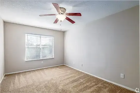 1 bed, 700 sqft, $700 — Photo 4