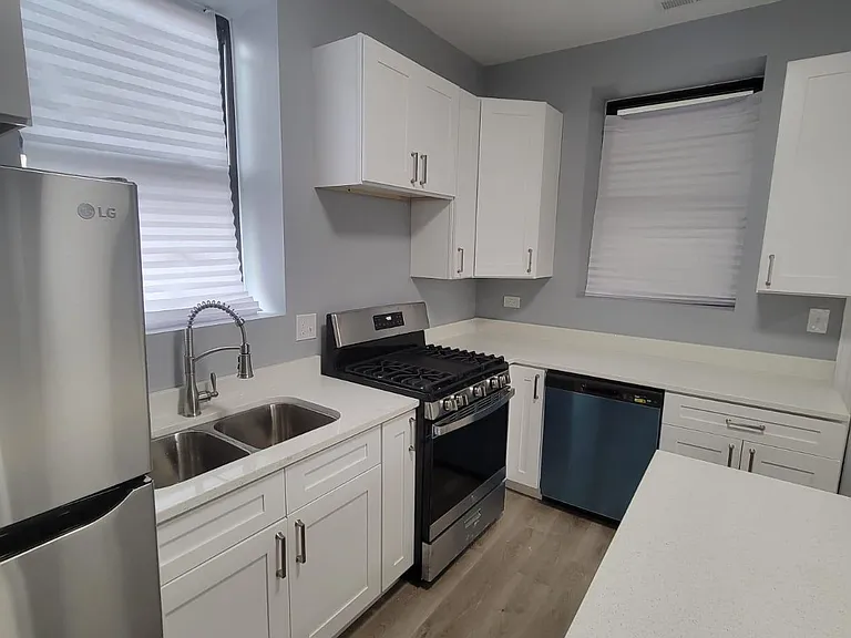 3042 W Cullerton St #2R — Photo 13