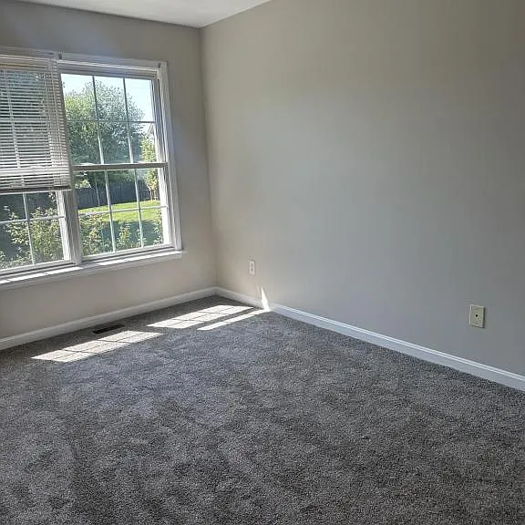 599 S Atcher St — Photo 5