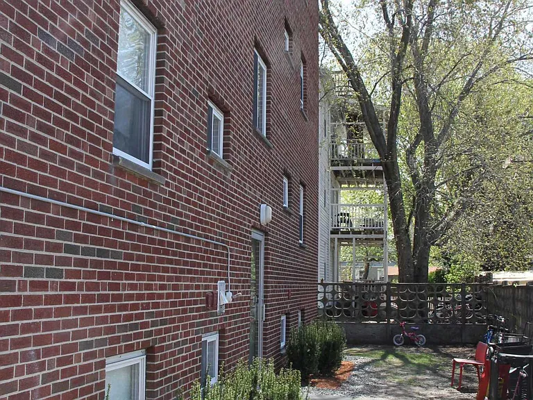 Westford St — Photo 23