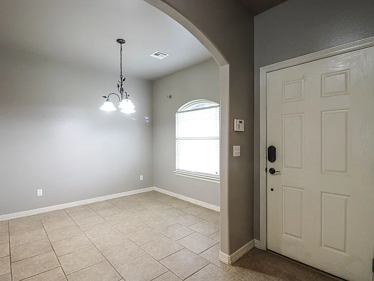 15022 S Justin Ave — Photo 5