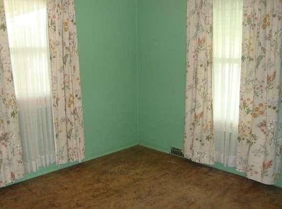 5th image of 2822 Lakeshore Dr