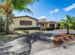 4710 W Park Rd, Hollywood, FL 33021